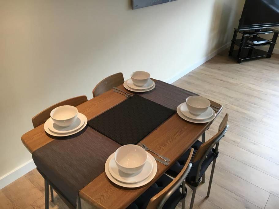 Executive 2 Bed 2 Bath - Free Parking Glasgow Exterior photo