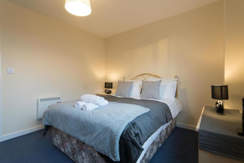 Executive 2 Bed 2 Bath - Free Parking Glasgow Exterior photo