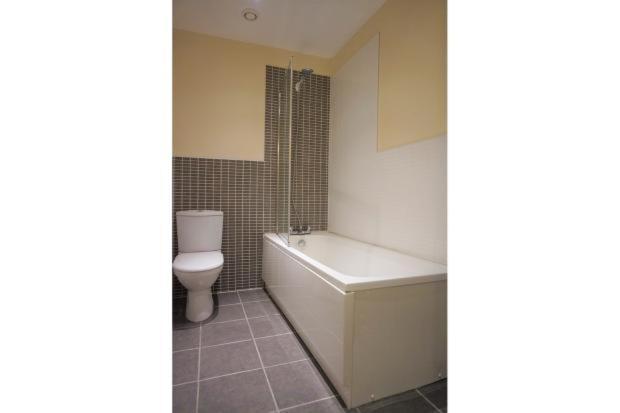Executive 2 Bed 2 Bath - Free Parking Glasgow Exterior photo
